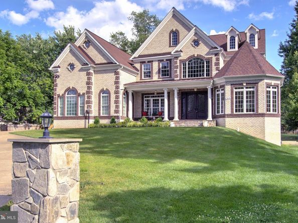 9813 Sunrise Road, Vienna VA 22181