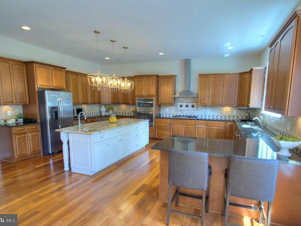 9813 Sunrise Road, Vienna VA 22181