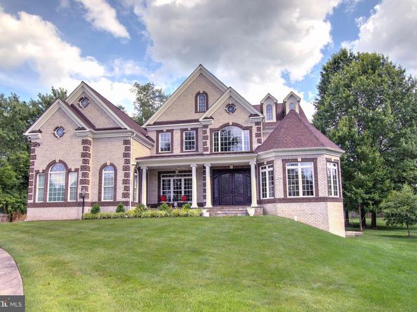 9813 Sunrise Road, Vienna VA 22181
