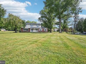 3 Pine Avenue, Richboro PA 18954