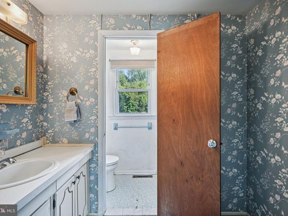 3 Pine Avenue, Richboro PA 18954
