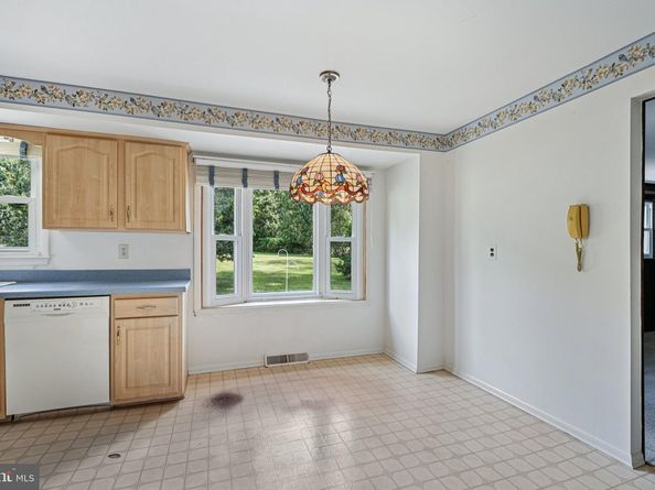 3 Pine Avenue, Richboro PA 18954