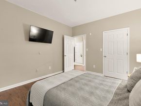 2356 Garnett Drive 1, Alexandria VA 22311