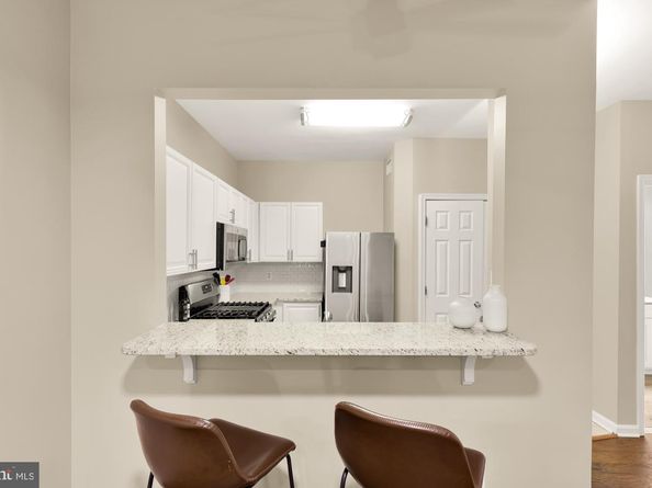 2356 Garnett Drive 1, Alexandria VA 22311