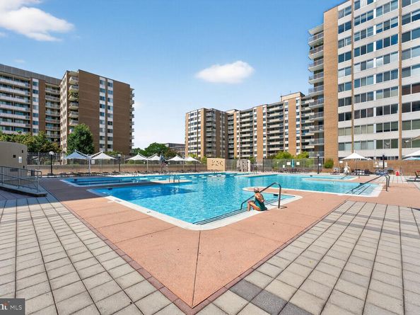 3001 Veazey Terrace NW 1009, Washington DC 20008