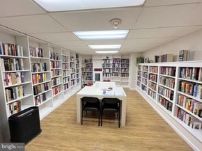 3001 Veazey Terrace NW 1009, Washington DC 20008