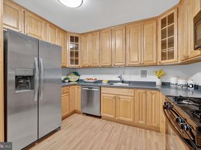 3001 Veazey Terrace NW 1009, Washington DC 20008