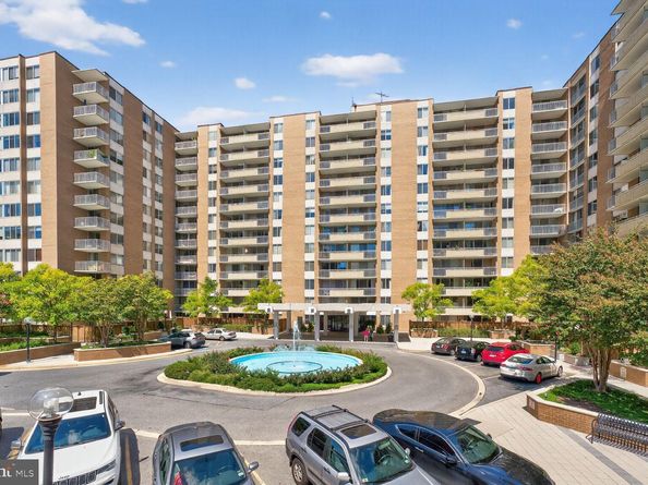3001 Veazey Terrace NW 1009, Washington DC 20008