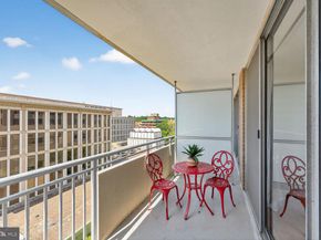 3001 Veazey Terrace NW 1009, Washington DC 20008