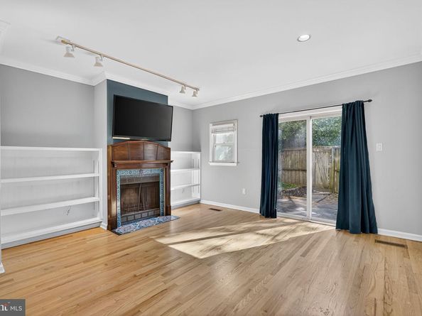 2501 Christian Street 403, Philadelphia PA 19146