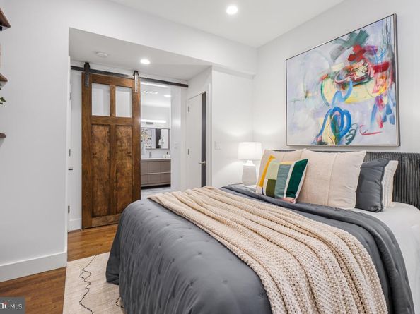 2107 S Street NW M, Washington DC 20008