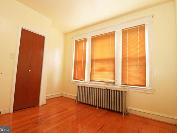 229 W Chew Avenue, Philadelphia PA 19120