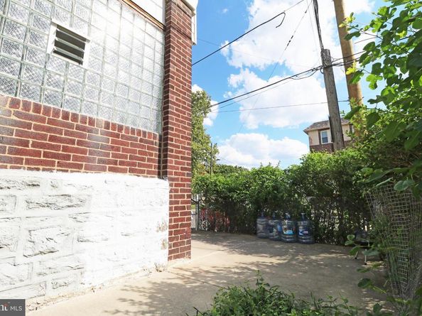 229 W Chew Avenue, Philadelphia PA 19120