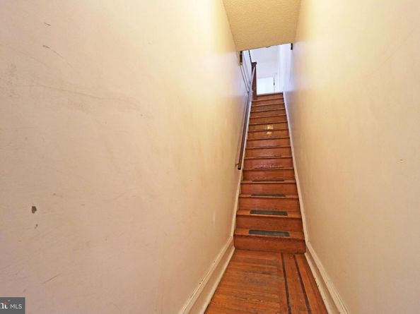 229 W Chew Avenue, Philadelphia PA 19120