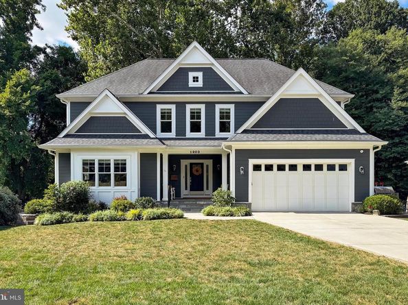 1203 Ware Street SW, Vienna VA 22180