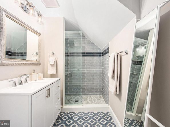 109 Willowburn Road, Villanova PA 19085