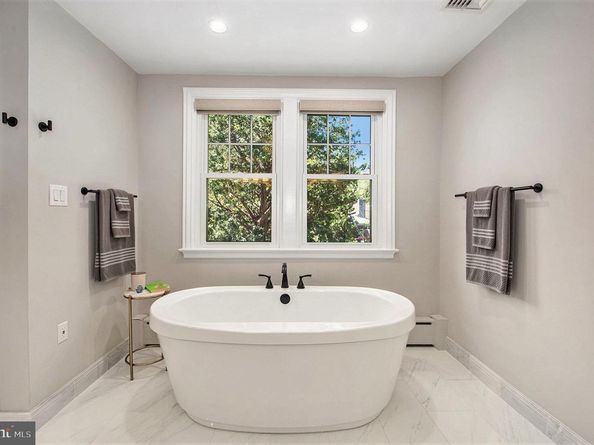 109 Willowburn Road, Villanova PA 19085