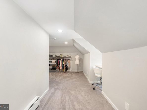 109 Willowburn Road, Villanova PA 19085