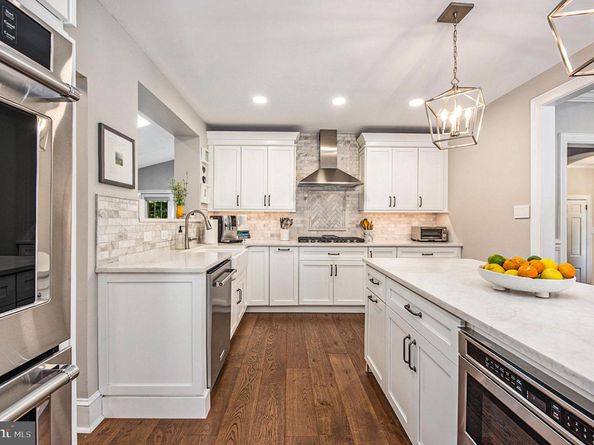 109 Willowburn Road, Villanova PA 19085