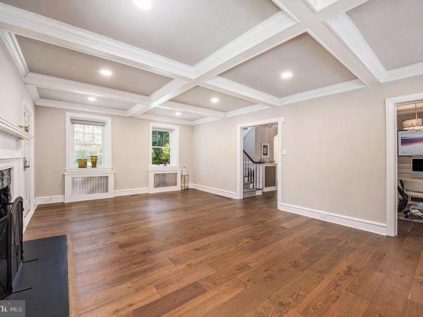 109 Willowburn Road, Villanova PA 19085