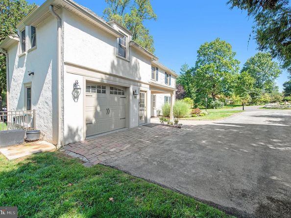 109 Willowburn Road, Villanova PA 19085
