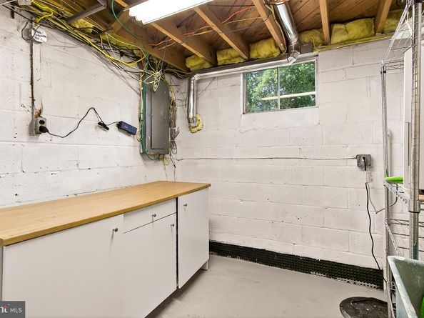 1812 Olney Road, Falls Church VA 22043