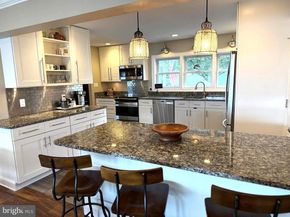 93 Flamehill Road, Levittown PA 19056