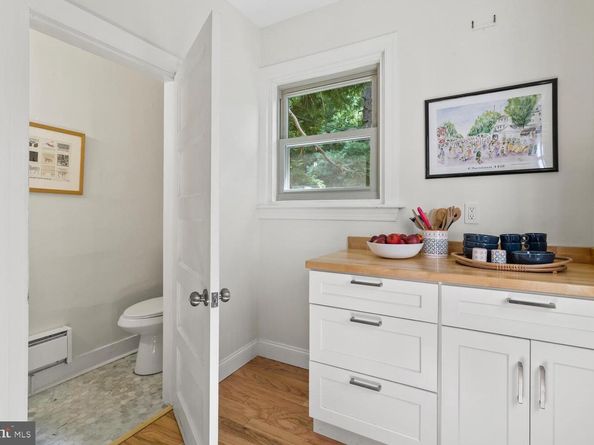 120 W Springfield Avenue, Philadelphia PA 19118