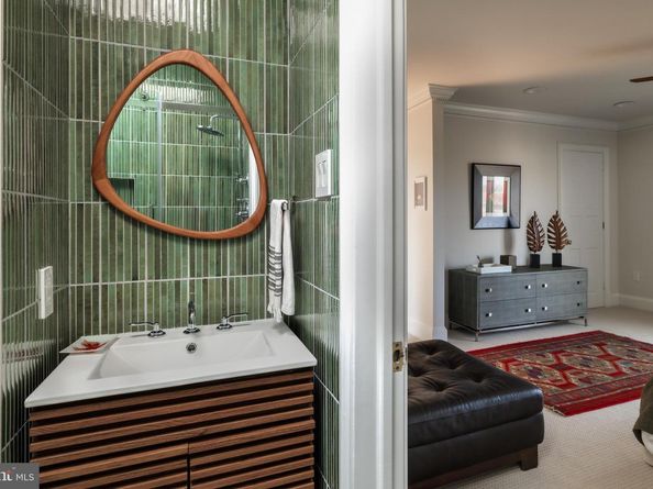 1914 35TH Street NW, Washington DC 20007