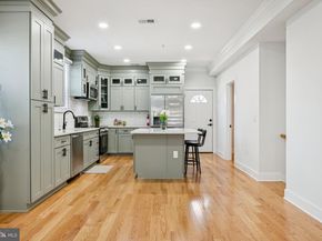4928 Astor Place SE, Washington DC 20019