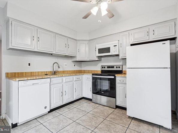 5762 Prescott Court, Bensalem PA 19020