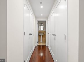 1530 Key Boulevard 816, Arlington VA 22209