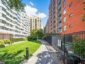 1117 10TH Street NW 804, Washington DC 20001