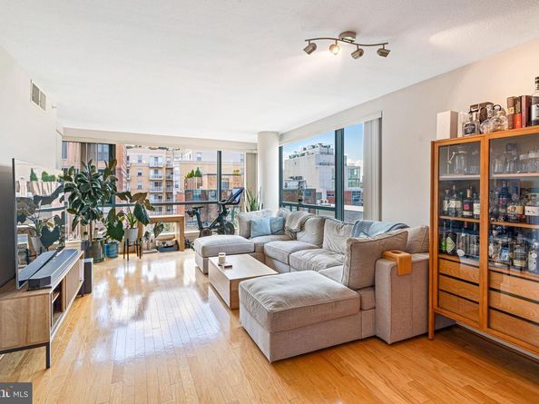 1117 10TH Street NW 804, Washington DC 20001