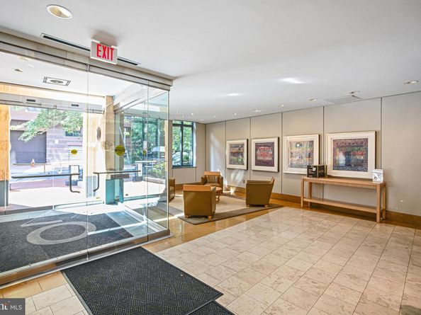 1117 10TH Street NW 804, Washington DC 20001