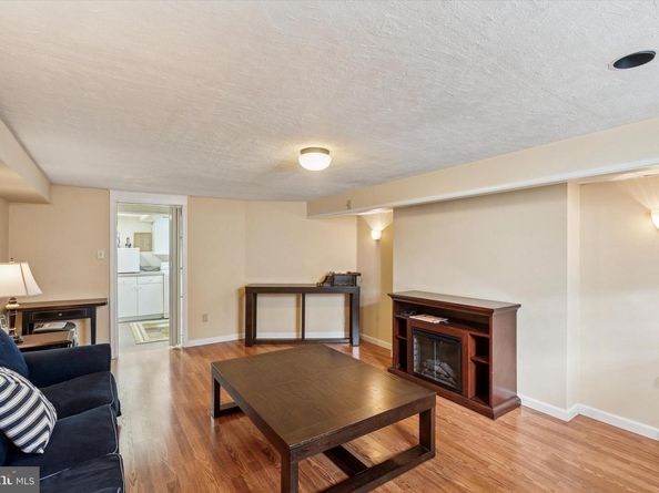 811 Knorr Street, Philadelphia PA 19111