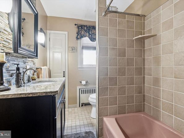 811 Knorr Street, Philadelphia PA 19111
