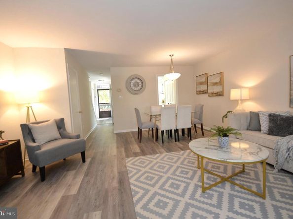 1729 S Hayes Street 2, Arlington VA 22202