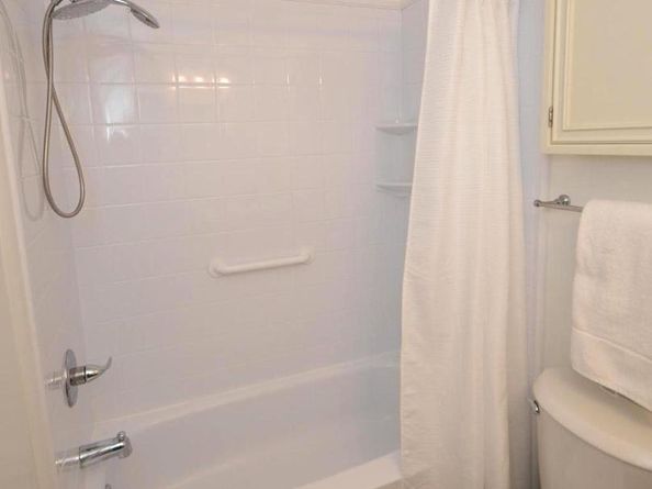 1729 S Hayes Street 2, Arlington VA 22202