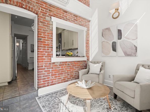 433 10TH Street NE, Washington DC 20002