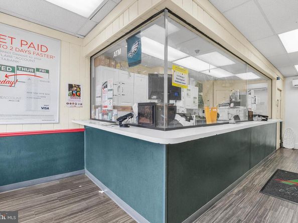 2840 W Girard Avenue, Philadelphia PA 19130