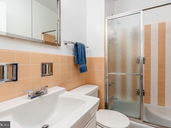 2475 Virginia Avenue NW 103, Washington DC 20037