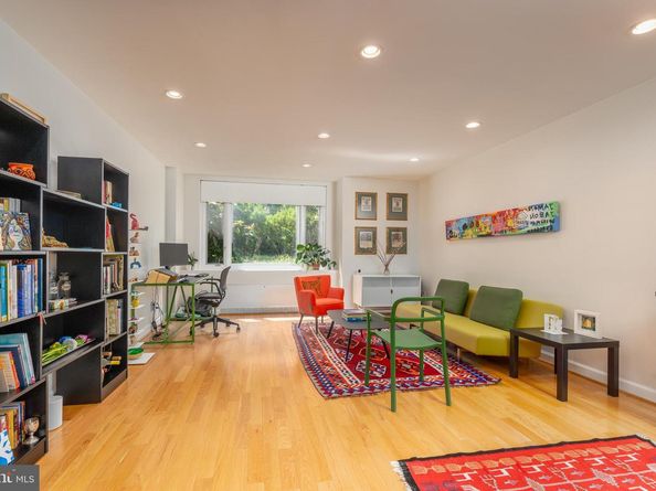 2475 Virginia Avenue NW 103, Washington DC 20037