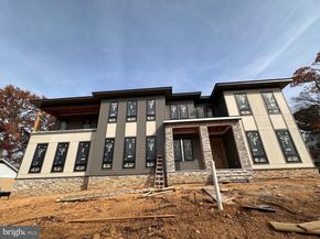 401 Old Courthouse Road NE, Vienna VA 22180