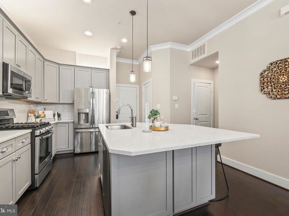 1334 S Quinn Street, Arlington VA 22204