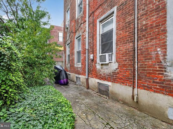 1212 N 7TH Street, Philadelphia PA 19122
