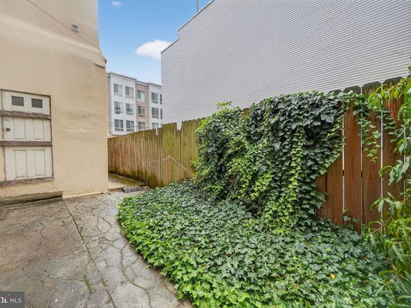 1212 N 7TH Street, Philadelphia PA 19122