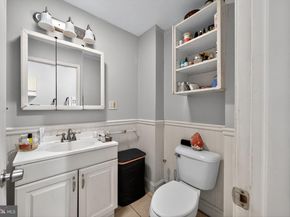 1212 N 7TH Street, Philadelphia PA 19122