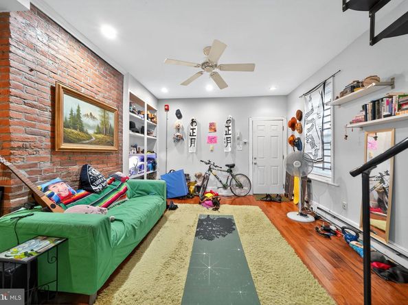 1212 N 7TH Street, Philadelphia PA 19122