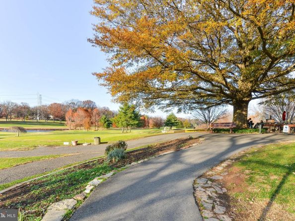 7748 New Providence Drive 85, Falls Church VA 22042